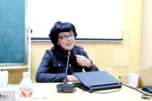 陳愛蓮:總結過去,我們旗開得勝;正視現在,我們穩步前進;展望未來,我們豪情滿懷!