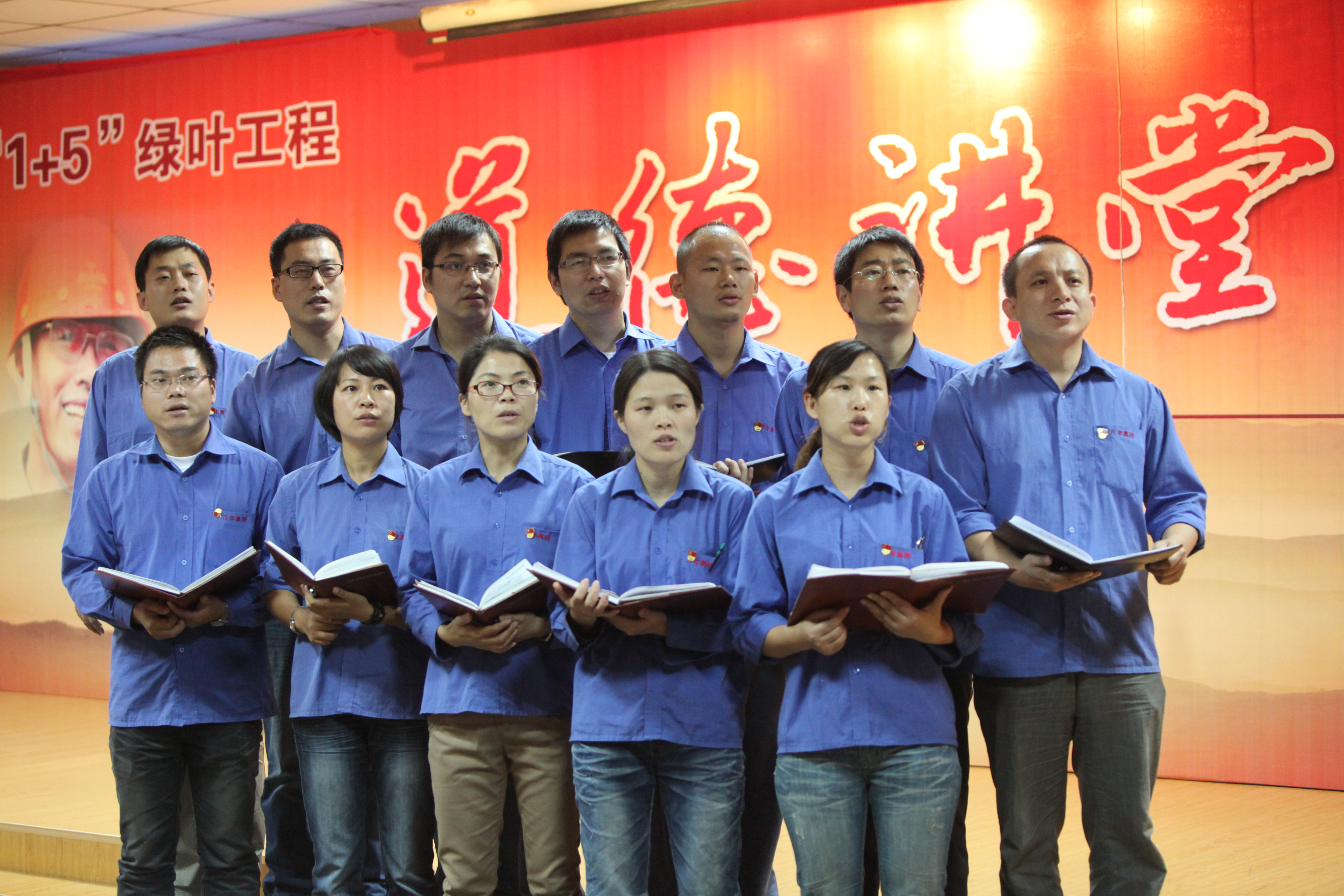 金年會集團董事局主席陳愛蓮榮獲“中國民營企業文化建設優秀企業家”稱号